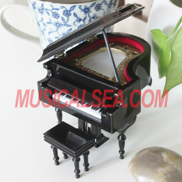 High quality mini piano hand crank music box